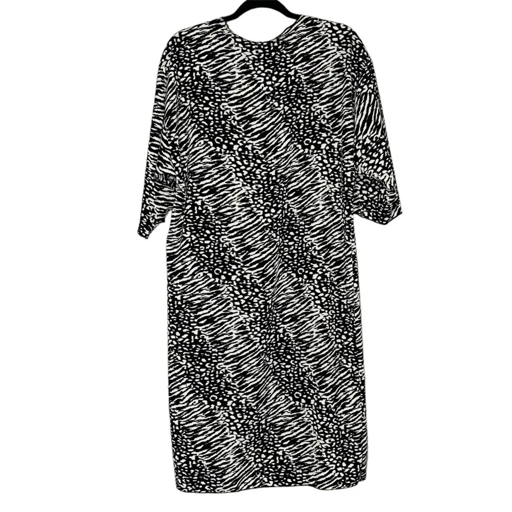 LulaRoe black‎ and white zebra stripe draped Jacket. Size M